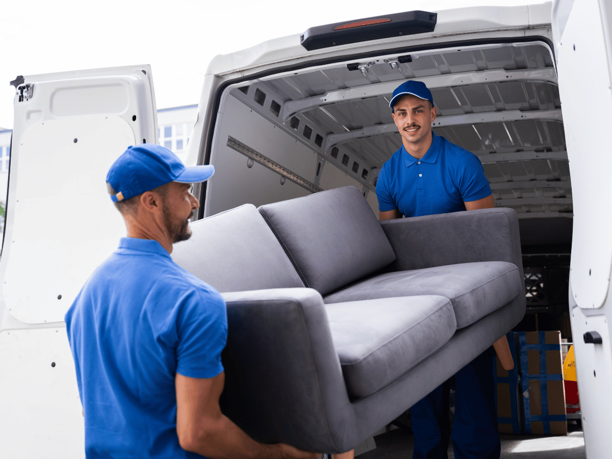 Carefully transporting furniture to your new home or office with minimal hassle