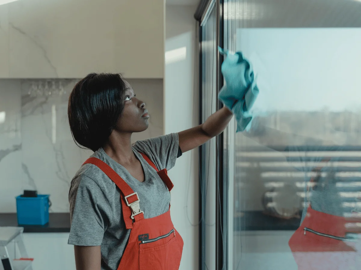 Efficient cleaning and restocking to keep your holiday rental guest-ready